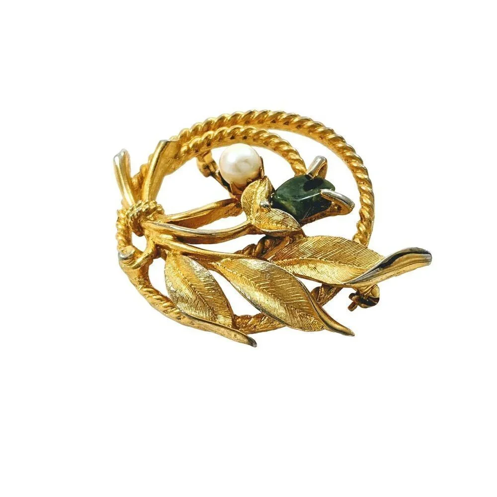 Vintage Sarah Coventry Jade Garden Wreath Flower Brooch